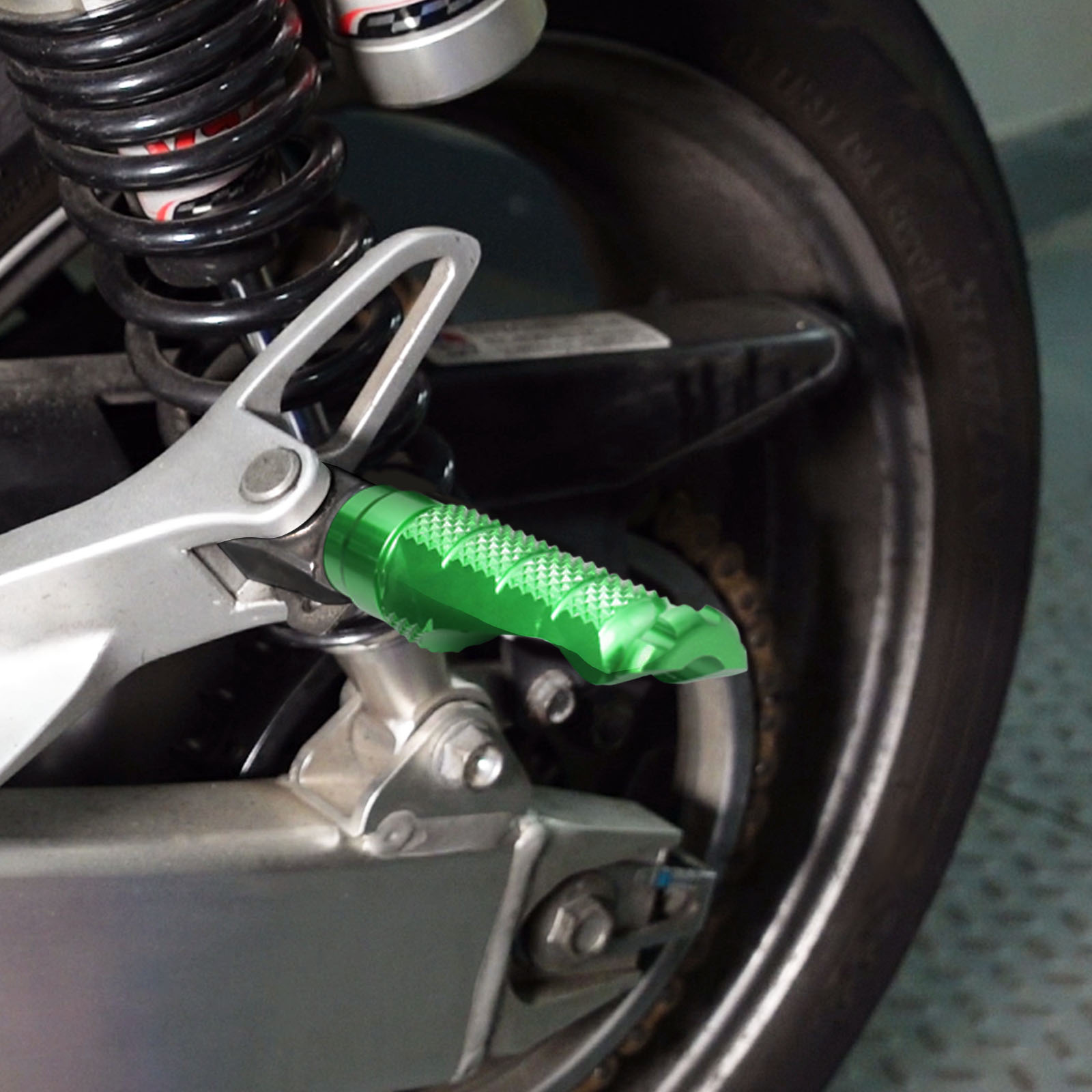 R-FIGHT Green Rear Foot Pegs For Kawasaki ZX-10R 04 05 06 07 08 09